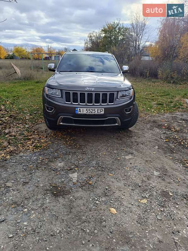 Внедорожник / Кроссовер Jeep Grand Cherokee 2016 в Яготине