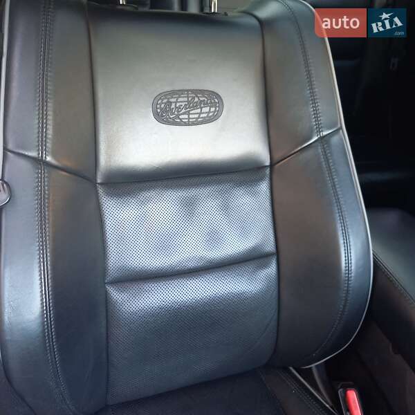 Внедорожник / Кроссовер Jeep Grand Cherokee 2011 в Львове