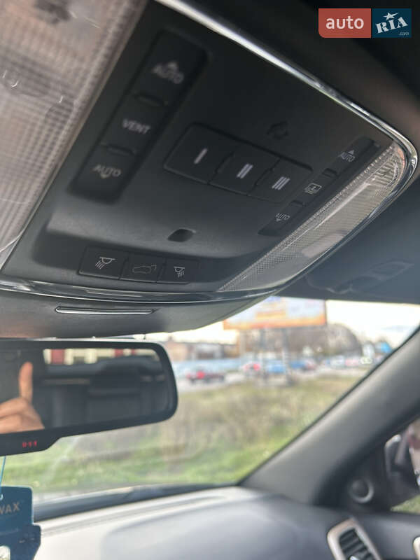 Внедорожник / Кроссовер Jeep Grand Cherokee 2015 в Полтаве фото 16 Внедорожник / Кроссовер Jeep Grand Cherokee 2015 в Полтаве