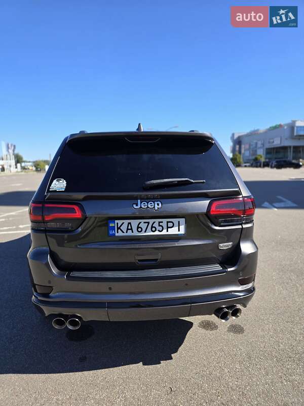 Внедорожник / Кроссовер Jeep Grand Cherokee 2018 в Киеве фото 19 Внедорожник / Кроссовер Jeep Grand Cherokee 2018 в Киеве