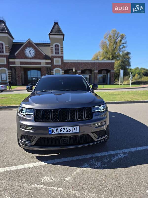 Внедорожник / Кроссовер Jeep Grand Cherokee 2018 в Киеве фото 24 Внедорожник / Кроссовер Jeep Grand Cherokee 2018 в Киеве