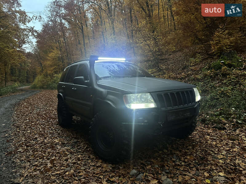 Внедорожник / Кроссовер Jeep Grand Cherokee 2004 в Хусте