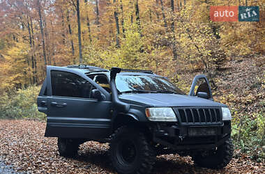 Внедорожник / Кроссовер Jeep Grand Cherokee 2004 в Хусте