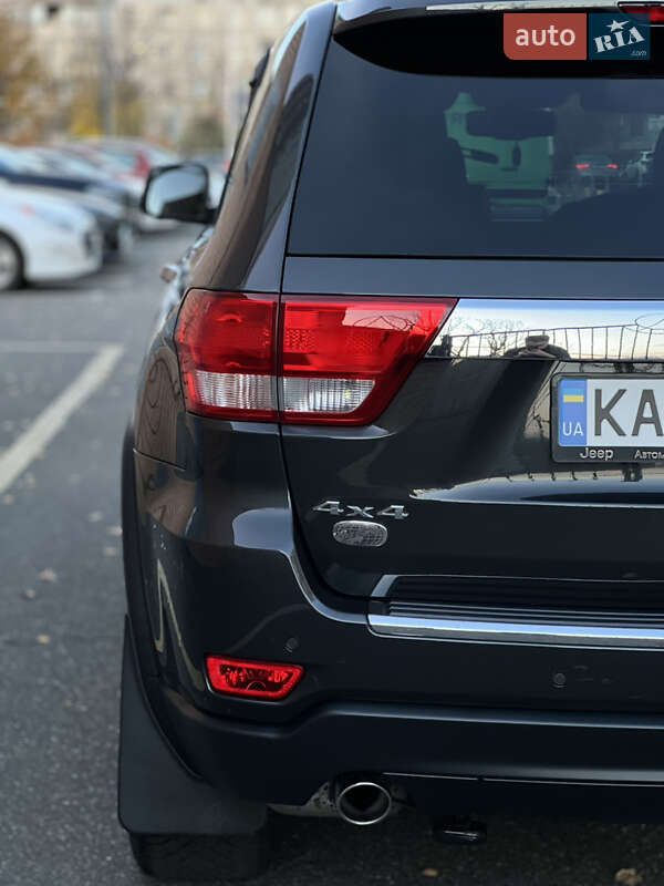Внедорожник / Кроссовер Jeep Grand Cherokee 2011 в Киеве фото 9 Внедорожник / Кроссовер Jeep Grand Cherokee 2011 в Киеве