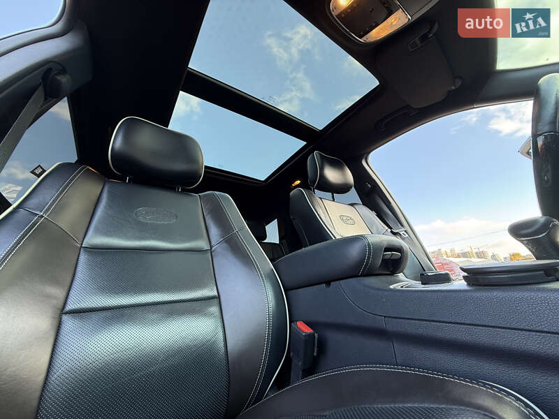 Внедорожник / Кроссовер Jeep Grand Cherokee 2015 в Киеве