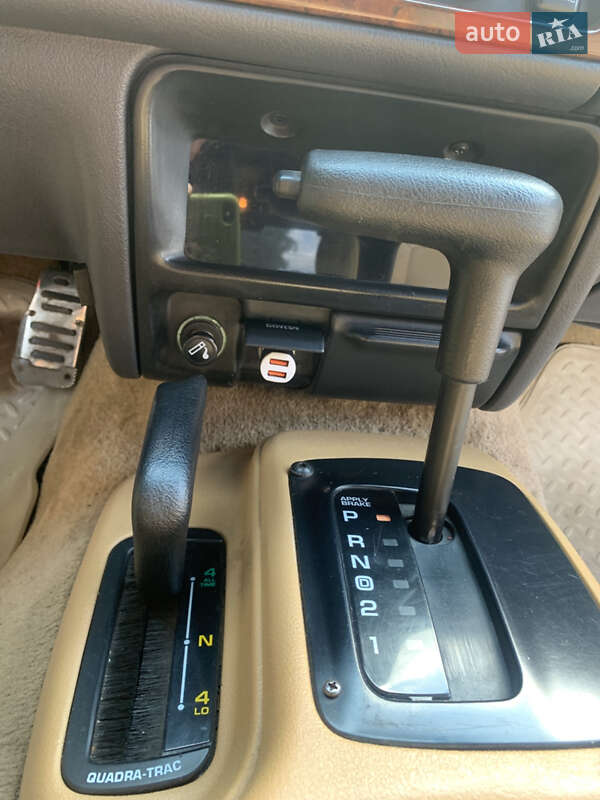 Внедорожник / Кроссовер Jeep Grand Cherokee 1998 в Киеве