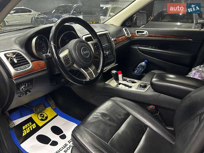 Внедорожник / Кроссовер Jeep Grand Cherokee 2012 в Черновцах фото 11 Внедорожник / Кроссовер Jeep Grand Cherokee 2012 в Черновцах