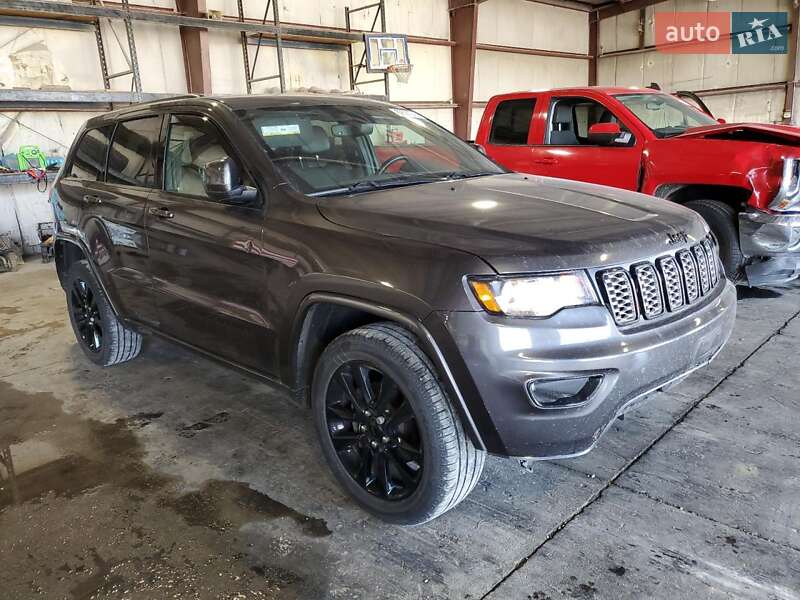 Внедорожник / Кроссовер Jeep Grand Cherokee 2018 в Сумах фото 2 Внедорожник / Кроссовер Jeep Grand Cherokee 2018 в Сумах