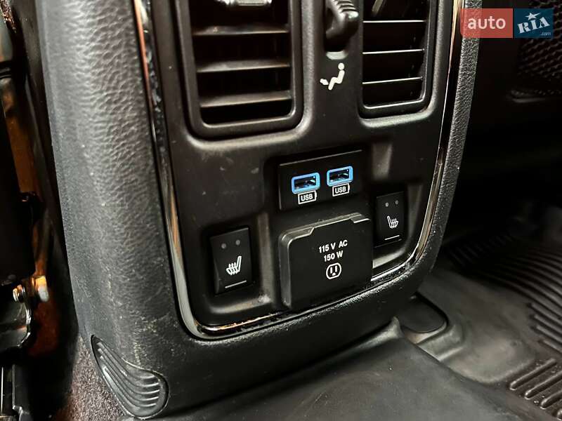 Внедорожник / Кроссовер Jeep Grand Cherokee 2017 в Киеве фото 20 Внедорожник / Кроссовер Jeep Grand Cherokee 2017 в Киеве