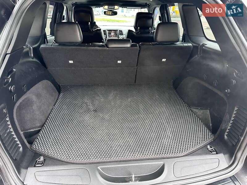 Внедорожник / Кроссовер Jeep Grand Cherokee 2016 в Кропивницком