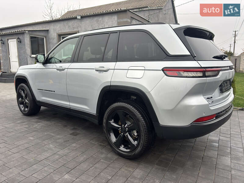 Внедорожник / Кроссовер Jeep Grand Cherokee 2025 в Полтаве