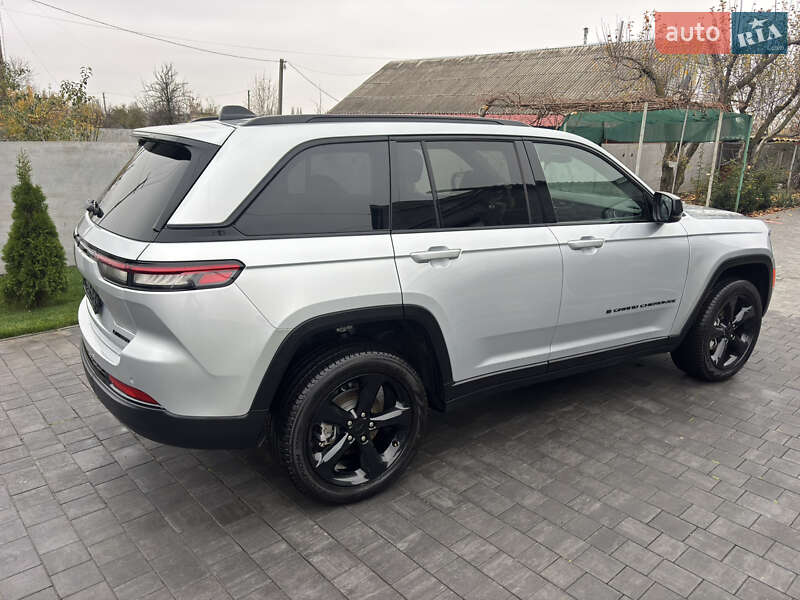 Внедорожник / Кроссовер Jeep Grand Cherokee 2025 в Полтаве