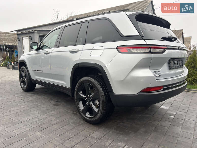 Внедорожник / Кроссовер Jeep Grand Cherokee 2025 в Полтаве