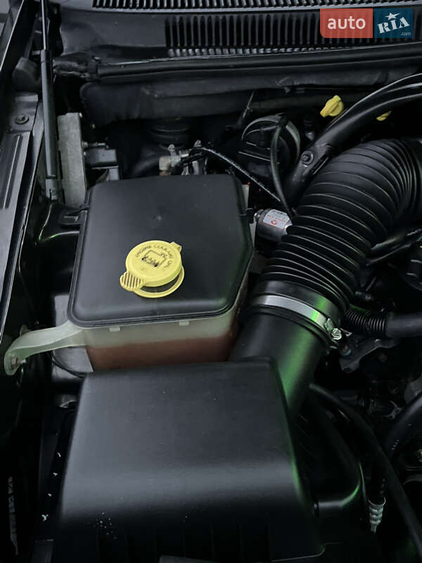 Внедорожник / Кроссовер Jeep Grand Cherokee 2005 в Лубнах фото 55 Внедорожник / Кроссовер Jeep Grand Cherokee 2005 в Лубнах