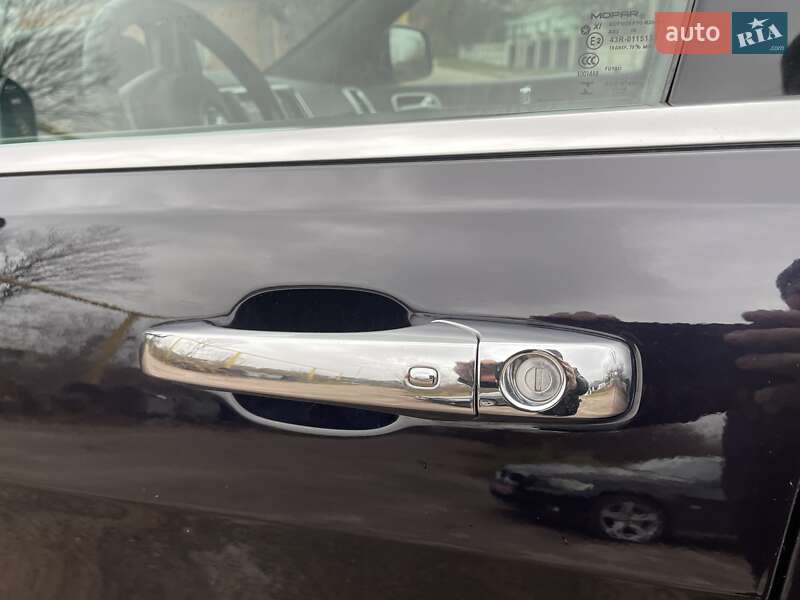 Позашляховик / Кросовер Jeep Grand Cherokee 2019 в Коростені