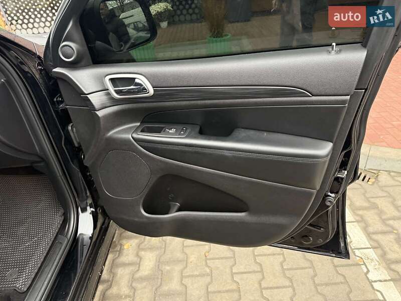 Внедорожник / Кроссовер Jeep Grand Cherokee 2019 в Хмельницком фото 28 Внедорожник / Кроссовер Jeep Grand Cherokee 2019 в Хмельницком