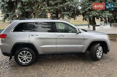 Внедорожник / Кроссовер Jeep Grand Cherokee 2015 в Кропивницком