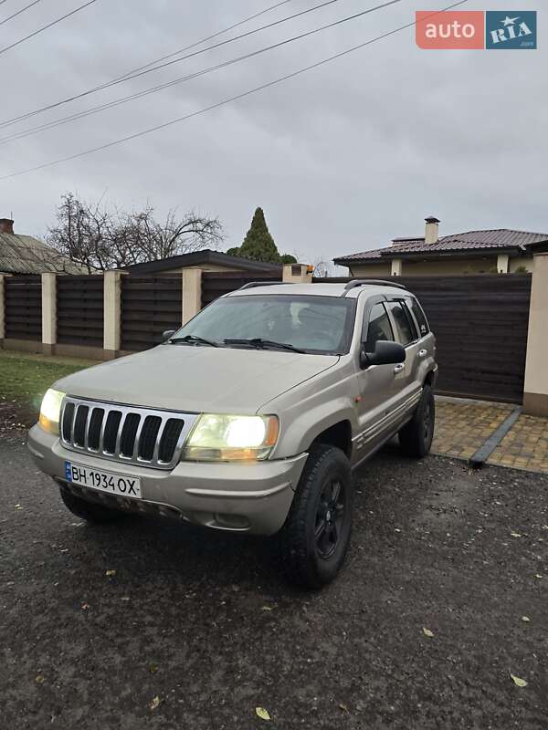 Внедорожник / Кроссовер Jeep Grand Cherokee 2002 в Харькове