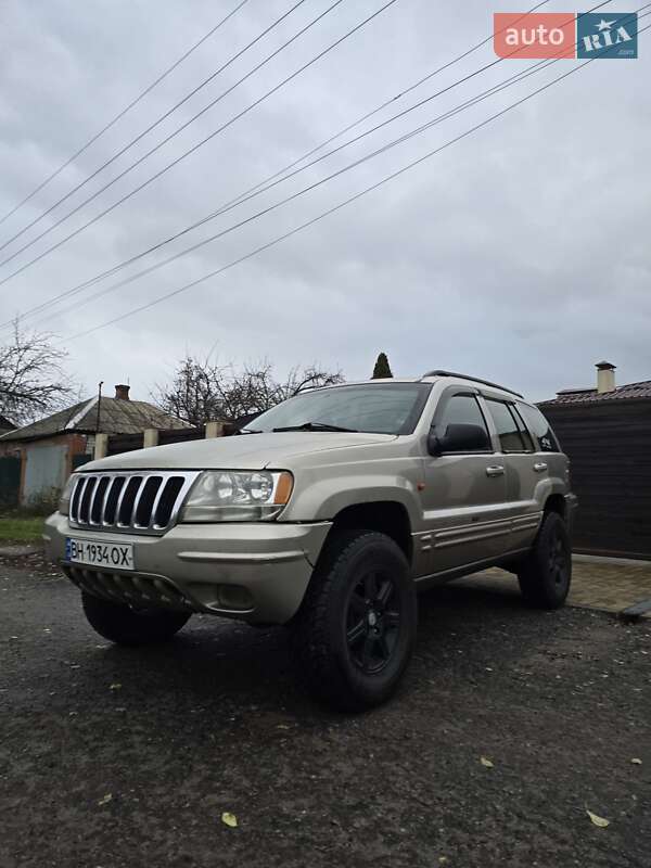 Внедорожник / Кроссовер Jeep Grand Cherokee 2002 в Харькове