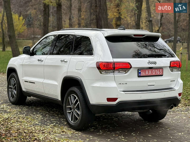 Внедорожник / Кроссовер Jeep Grand Cherokee 2021 в Киеве фото 22 Внедорожник / Кроссовер Jeep Grand Cherokee 2021 в Киеве