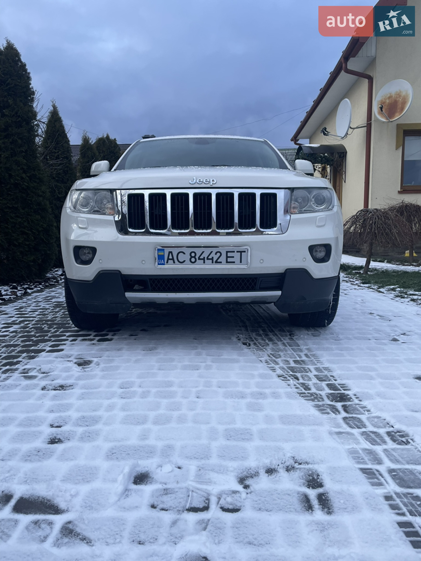 2012 Jeep Grand Cherokee - мініатюра 8