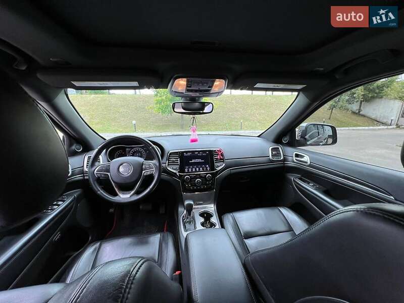 Внедорожник / Кроссовер Jeep Grand Cherokee 2018 в Львове