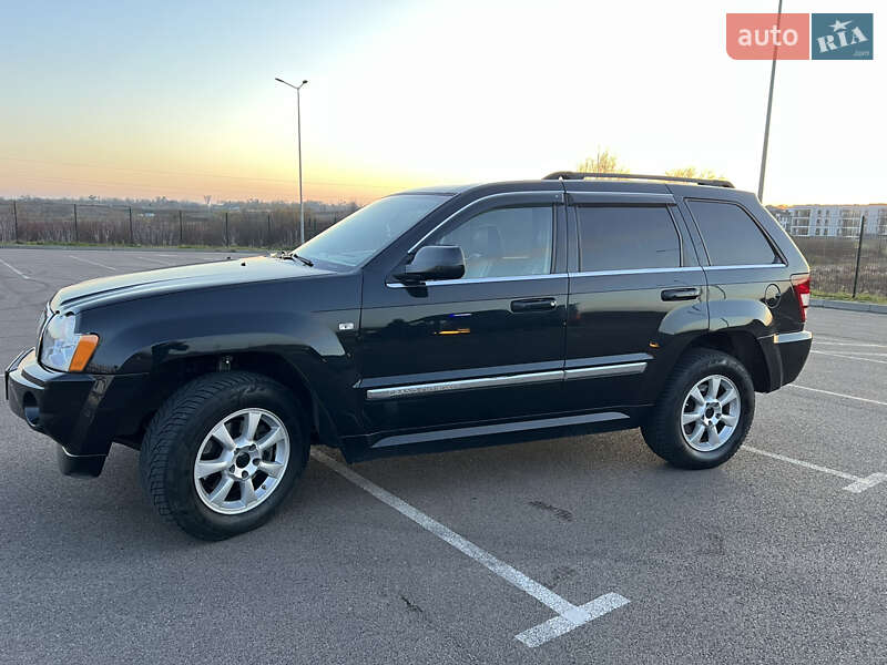 Внедорожник / Кроссовер Jeep Grand Cherokee 2007 в Ровно