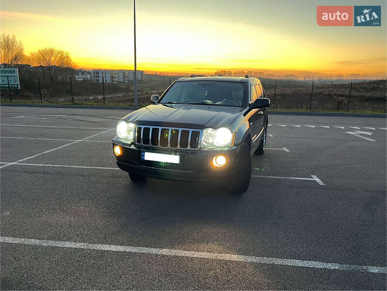 Внедорожник / Кроссовер Jeep Grand Cherokee 2007 в Ровно