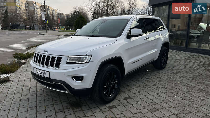 Внедорожник / Кроссовер Jeep Grand Cherokee 2016 в Львове