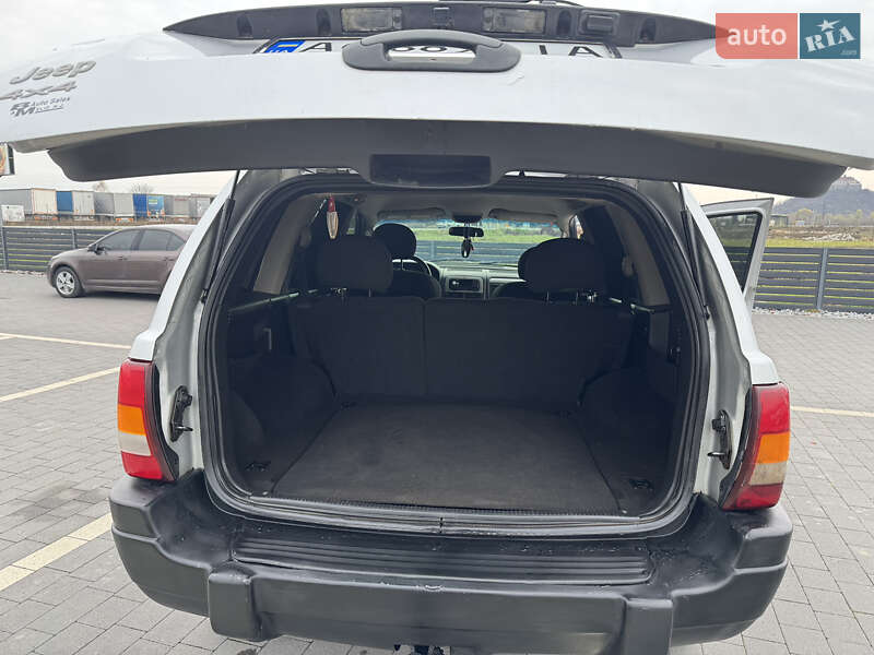 Внедорожник / Кроссовер Jeep Grand Cherokee 2002 в Ужгороде фото 16 Внедорожник / Кроссовер Jeep Grand Cherokee 2002 в Ужгороде