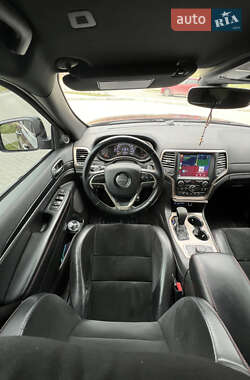 Внедорожник / Кроссовер Jeep Grand Cherokee 2017 в Львове