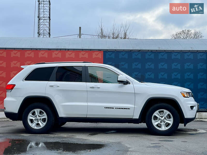 Внедорожник / Кроссовер Jeep Grand Cherokee 2017 в Киеве