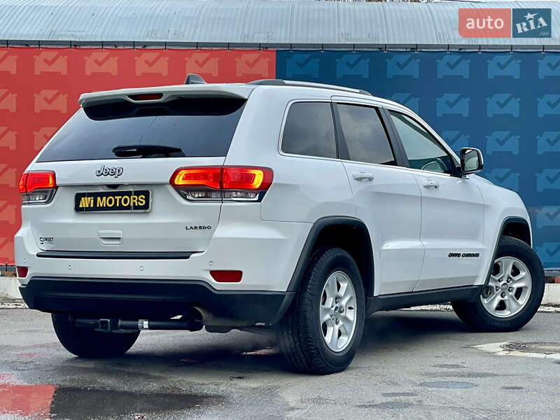 Внедорожник / Кроссовер Jeep Grand Cherokee 2017 в Киеве