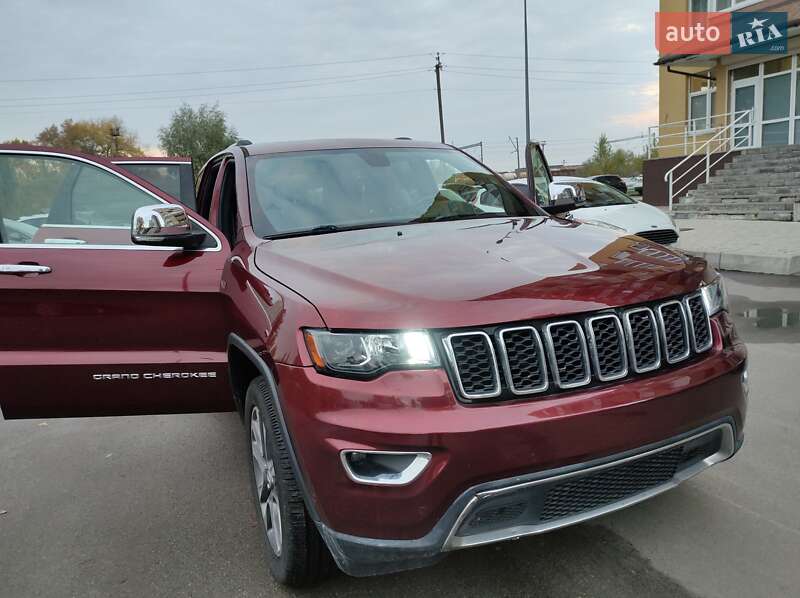Внедорожник / Кроссовер Jeep Grand Cherokee 2018 в Борисполе