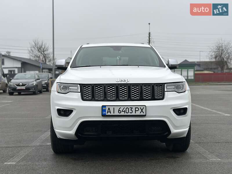 Внедорожник / Кроссовер Jeep Grand Cherokee 2016 в Броварах