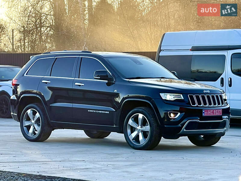 Внедорожник / Кроссовер Jeep Grand Cherokee 2016 в Млинове