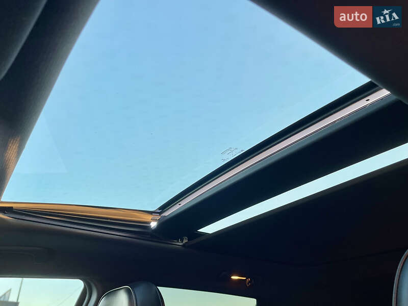 Внедорожник / Кроссовер Jeep Grand Cherokee 2016 в Млинове