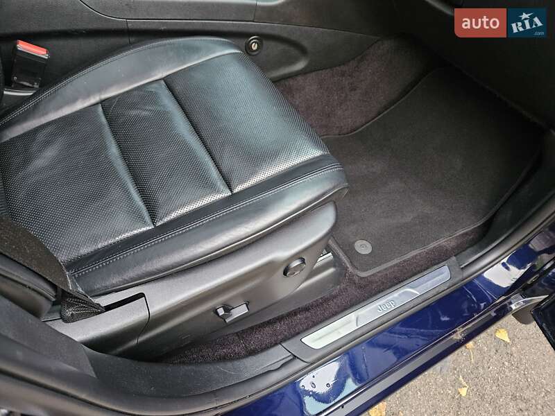 Внедорожник / Кроссовер Jeep Grand Cherokee 2018 в Киеве