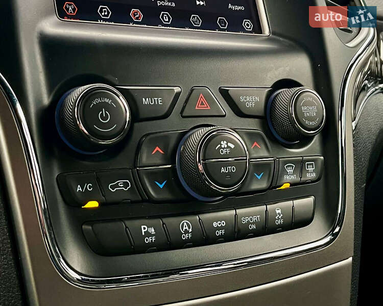 Внедорожник / Кроссовер Jeep Grand Cherokee 2019 в Киеве фото 25 Внедорожник / Кроссовер Jeep Grand Cherokee 2019 в Киеве