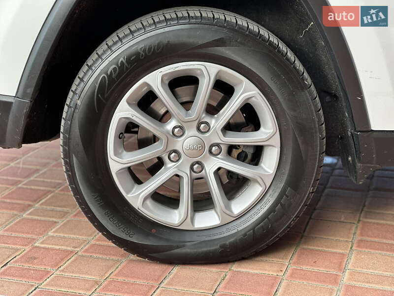Внедорожник / Кроссовер Jeep Grand Cherokee 2013 в Одессе