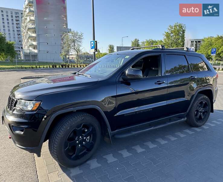 Внедорожник / Кроссовер Jeep Grand Cherokee 2018 в Киеве