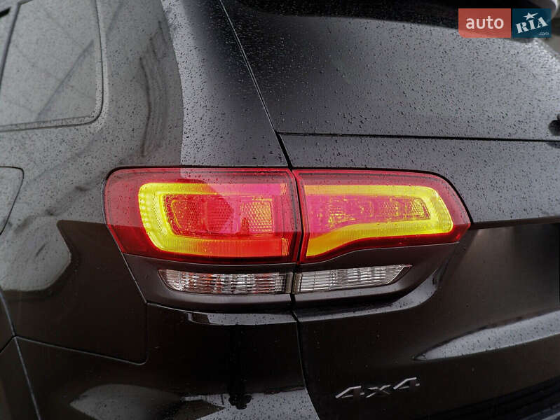 Внедорожник / Кроссовер Jeep Grand Cherokee 2018 в Киеве