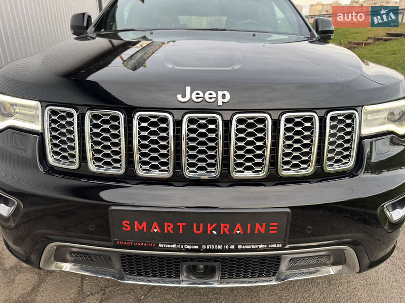 Внедорожник / Кроссовер Jeep Grand Cherokee 2016 в Киеве