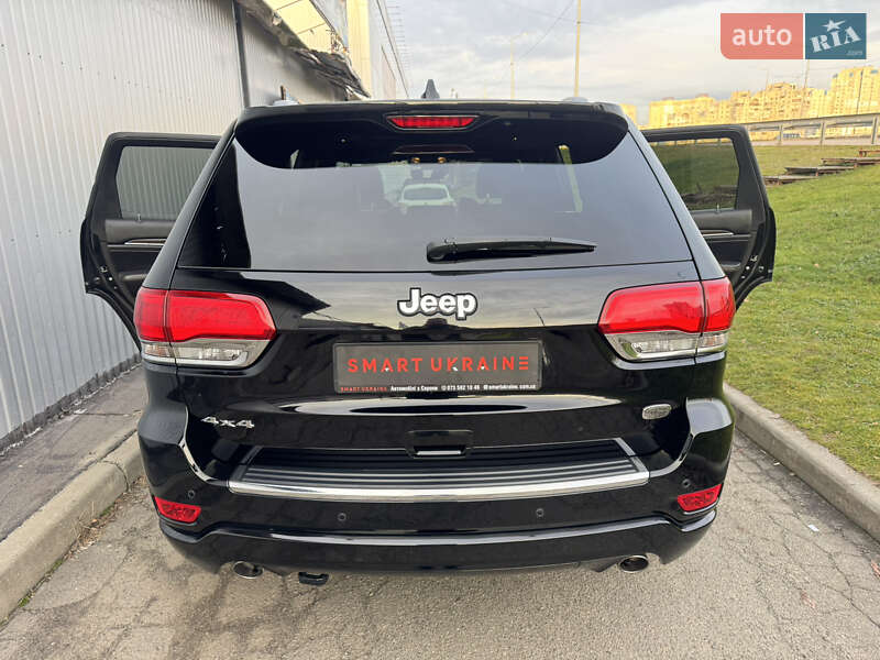 Внедорожник / Кроссовер Jeep Grand Cherokee 2016 в Киеве
