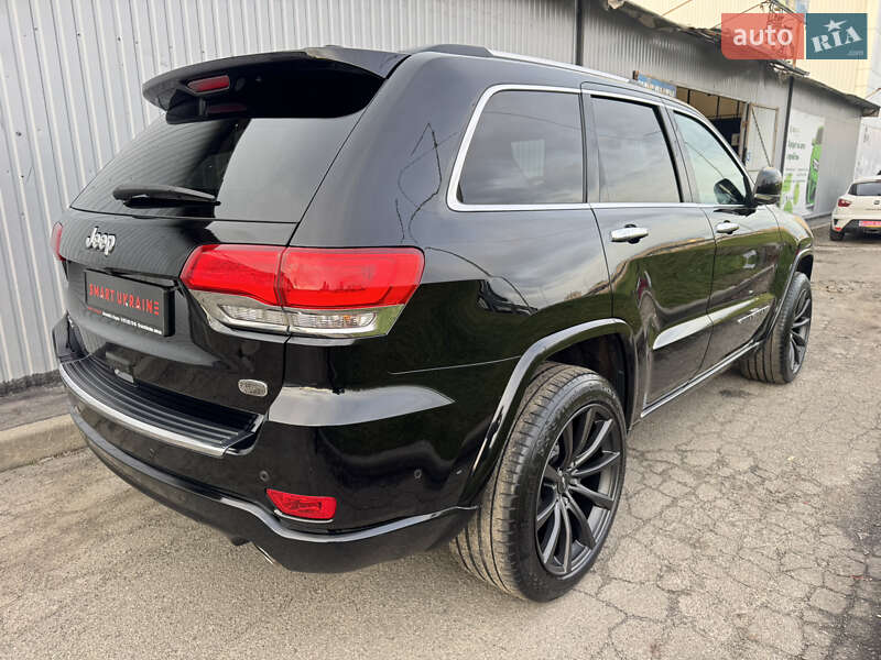 Внедорожник / Кроссовер Jeep Grand Cherokee 2016 в Киеве