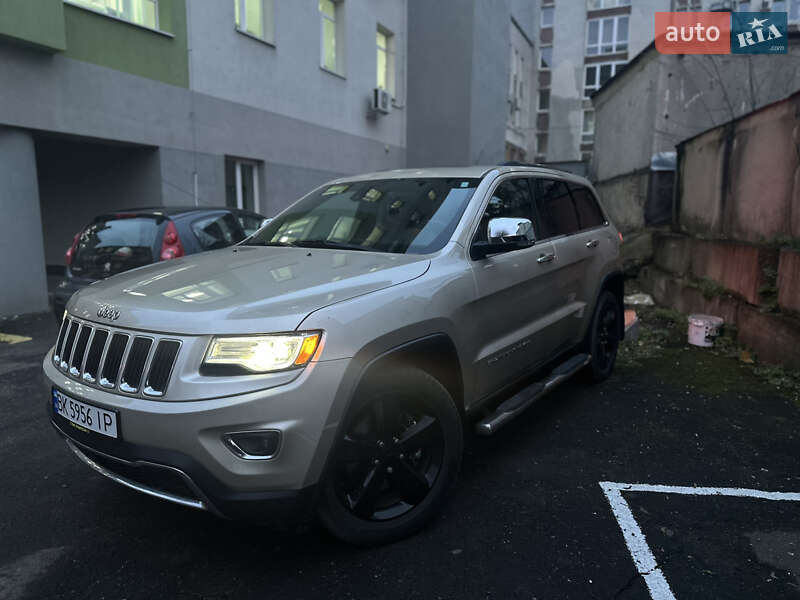 Внедорожник / Кроссовер Jeep Grand Cherokee 2013 в Ровно