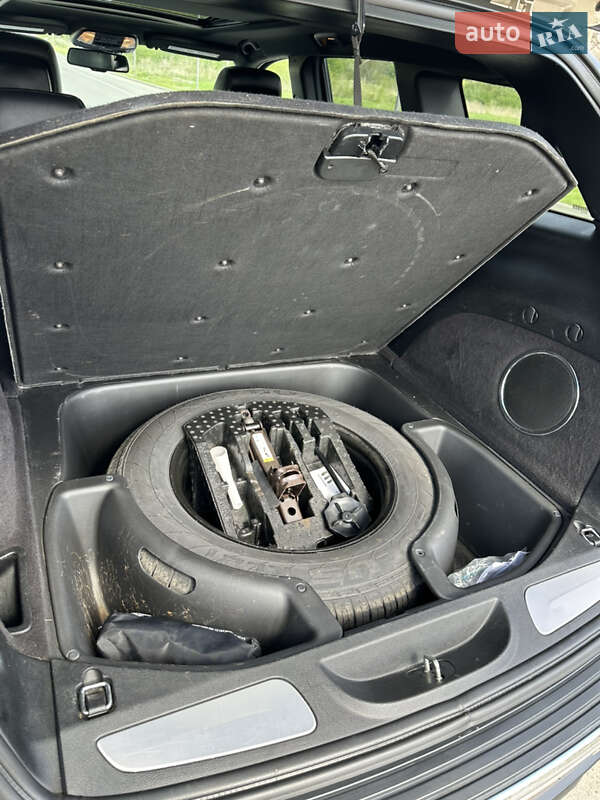 Внедорожник / Кроссовер Jeep Grand Cherokee 2013 в Ровно