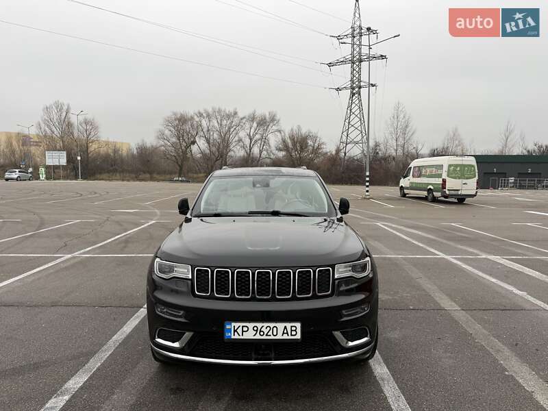 Внедорожник / Кроссовер Jeep Grand Cherokee 2019 в Киеве