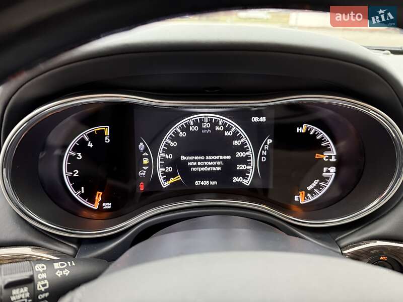 Внедорожник / Кроссовер Jeep Grand Cherokee 2019 в Киеве