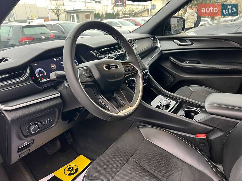 Внедорожник / Кроссовер Jeep Grand Cherokee 2023 в Ивано-Франковске
